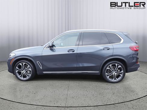 Used 2021 BMW X5 sDrive40i w/ Premium Package 2 image 4