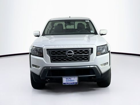 Used 2023 Nissan Frontier SV w/ SV Convenience Package image 2