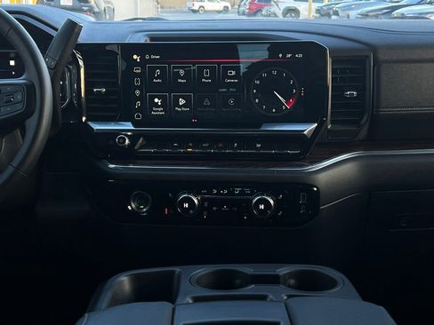 Used 2023 GMC Sierra 1500 Elevation image 33