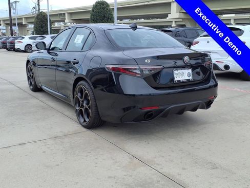 New 2025 Alfa Romeo Giulia w/ Driving Assist Package image 9