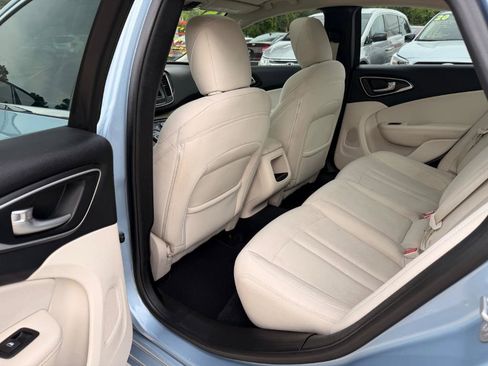 Used 2015 Chrysler 200 Limited w/ Convenience Group FWD image 13