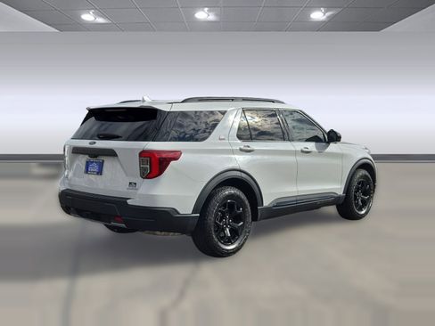 Used 2024 Ford Explorer Timberline w/ Timberline Technology Package image 8