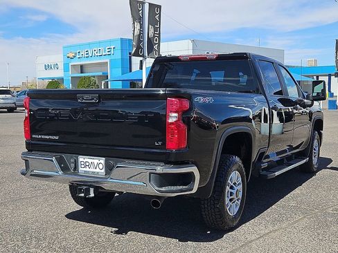 Used 2025 Chevrolet Silverado 2500 LT w/ Convenience Package image 4