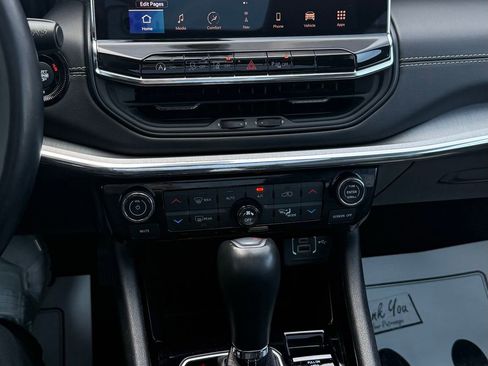 Used 2022 Jeep Compass High Altitude image 38