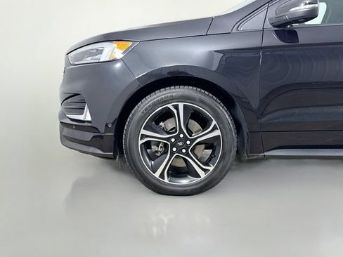 Used 2019 Ford Edge ST w/ Equipment Group 401A AWD/4WD image 33