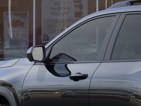 New 2026 Chevrolet Equinox ACTIV w/ Convenience Package III image 12