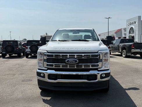 Used 2024 Ford F250 XL w/ XL Chrome Package AWD/4WD image 2