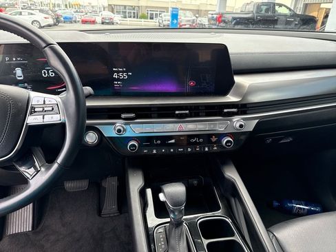 Used 2024 Kia Telluride LX image 21