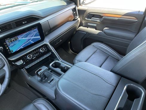 Certified 2025 GMC Sierra 1500 Denali RWD image 18