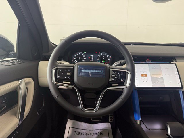 Certified 2025 Land Rover Discovery Sport Dynamic SE AWD/4WD image 20