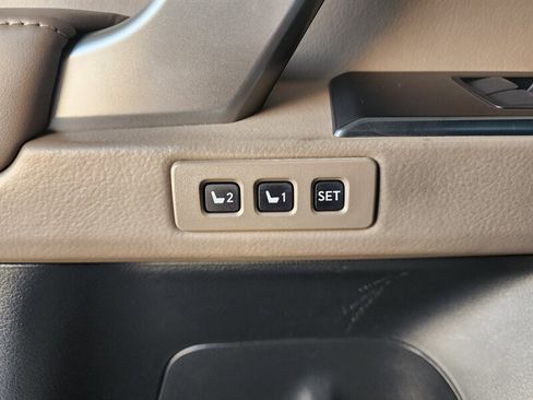 Used 2023 Lexus GX 460 Premium image 28