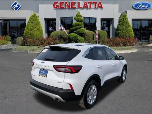 Certified 2023 Ford Escape Active AWD/4WD image 7