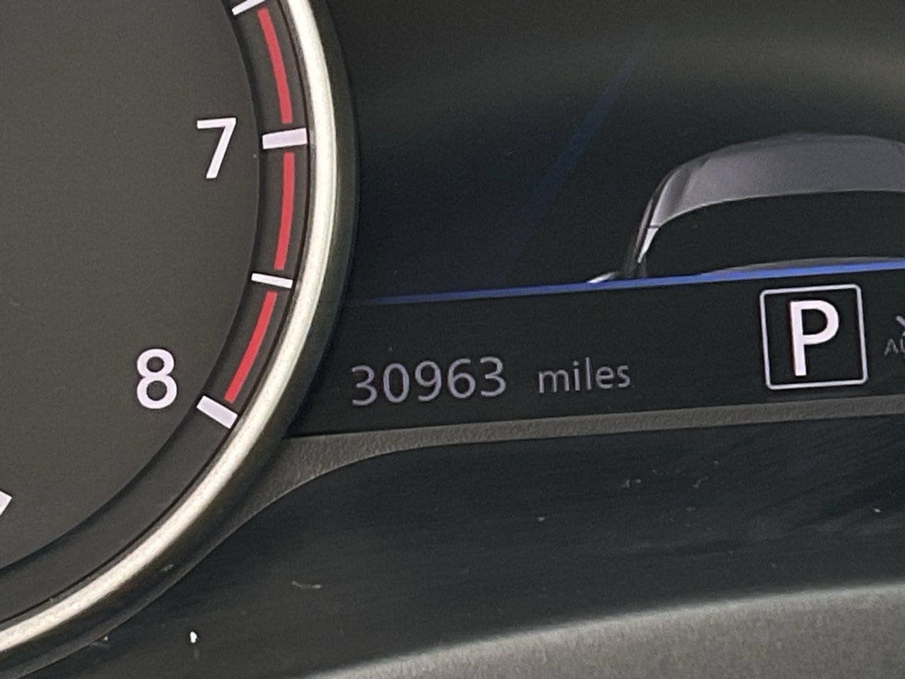 Used 2025 Nissan Sentra SV FWD image 34