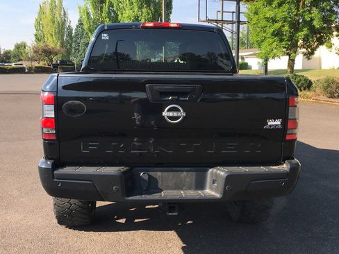 Used 2022 Nissan Frontier S w/ Technology Package AWD/4WD image 5