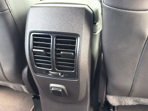 Used 2019 Ford Escape SEL FWD image 25