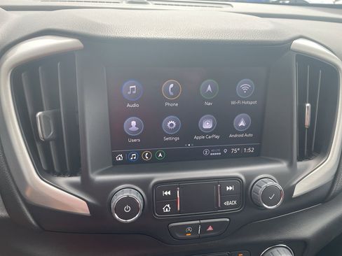 Used 2022 GMC Terrain SLE w/ Driver Convenience Package FWD image 17