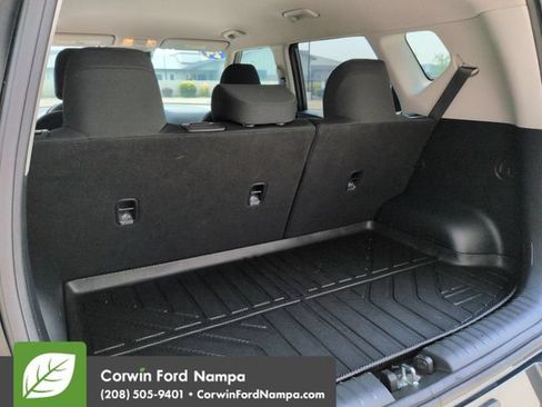 Used 2024 Kia Soul LX w/ Option Group 015 FWD image 29