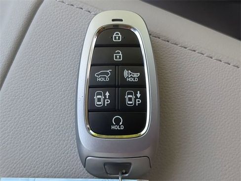 New 2024 Hyundai Tucson Limited image 31