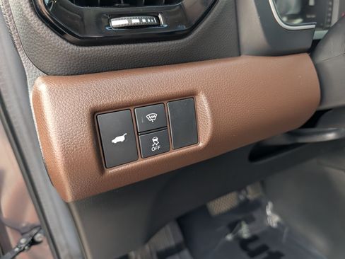 Used 2024 Honda Pilot Elite image 26
