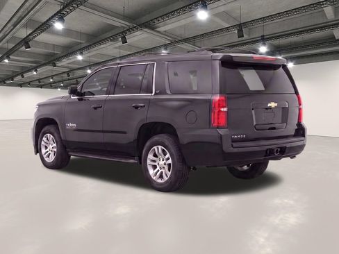 Used 2018 Chevrolet Tahoe LT w/ Texas Edition Package RWD image 3