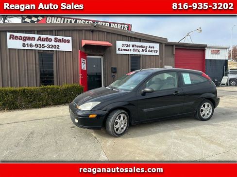 Used 2004 Ford Focus ZX3 Hatchback image 1