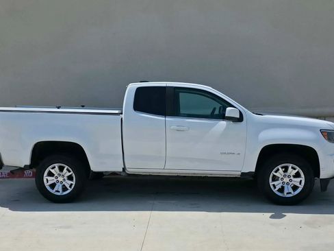 Used 2020 Chevrolet Colorado LT w/ Safety Package image 2