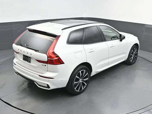 Certified 2023 Volvo XC60 B5 Plus w/ Climate Package AWD/4WD image 26