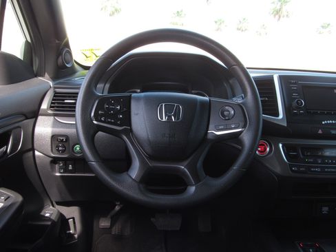 Certified 2019 Honda Passport Sport image 22