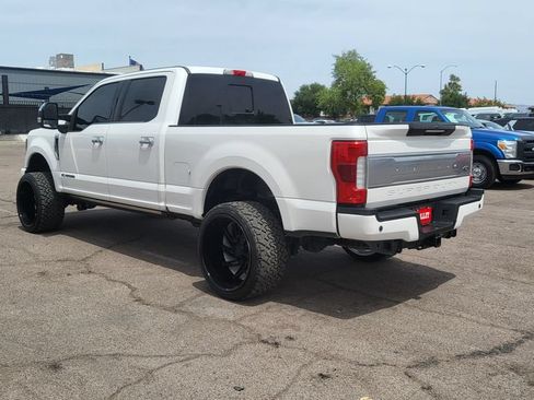 Used 2018 Ford F250 Platinum w/ Platinum Ultimate Package AWD/4WD image 7