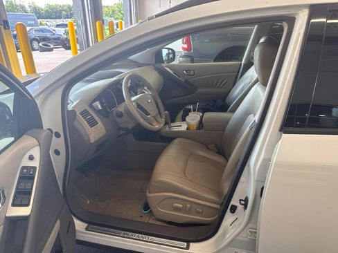 Used 2010 Nissan Murano SL w/ Navigation Pkg AWD/4WD image 6