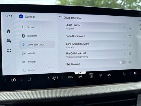 New 2026 Ford Explorer Active image 26