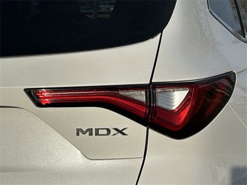 Used 2023 Acura MDX FWD w/ Technology Package image 7