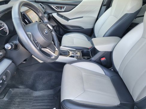Used 2019 Subaru Forester Limited image 21