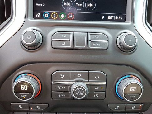 Used 2019 Chevrolet Silverado 1500 RST image 17