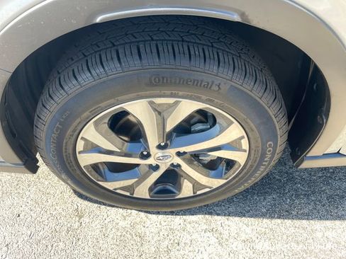 Used 2022 Subaru Outback Limited image 41