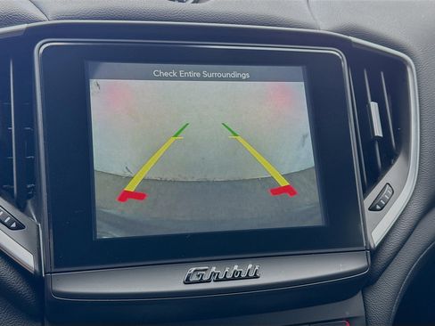 Used 2018 Maserati Ghibli image 10