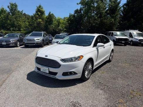 Used 2016 Ford Fusion Titanium FWD image 1