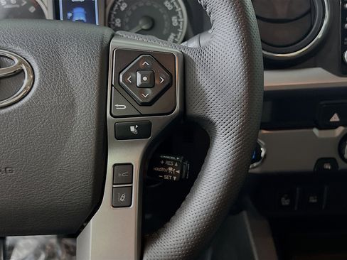 Used 2023 Toyota Tacoma SR5 w/ Technology Package RWD image 20
