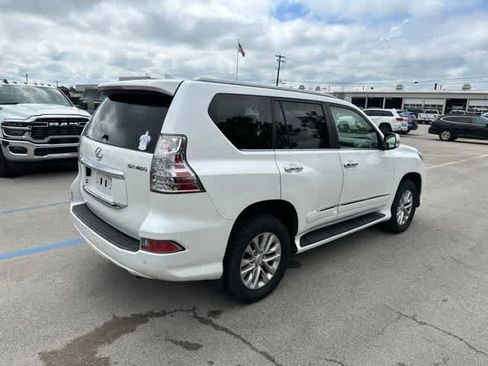 Used 2018 Lexus GX 460 Premium w/ Premium Package AWD/4WD image 22