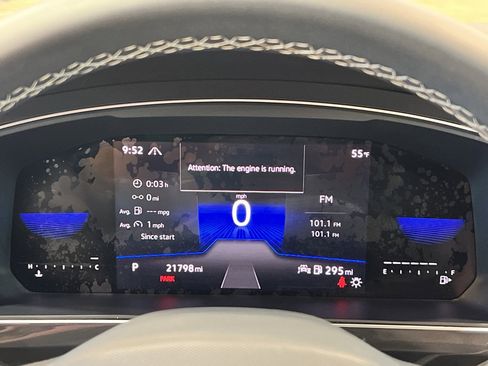 Used 2022 Volkswagen Tiguan SE image 31