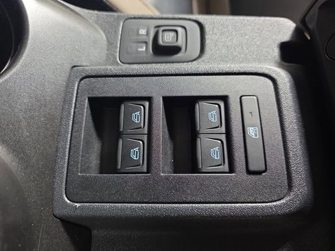 Used 2022 Ford Bronco Wildtrak AWD/4WD image 26