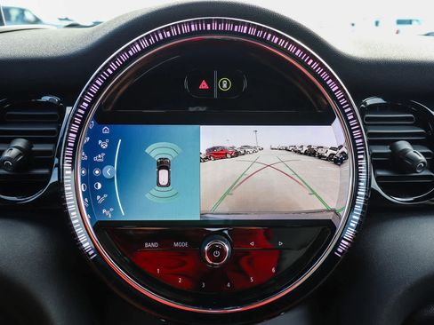 Used 2023 MINI Cooper S image 29