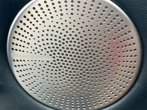 Used 2018 Kia Stinger GT2 image 19