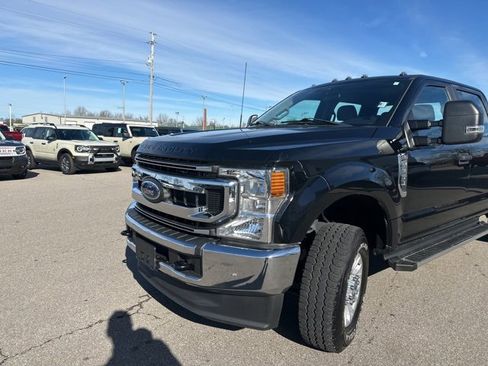 Used 2022 Ford F250 XL w/ STX Appearance Package image 31