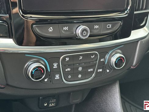 Certified 2023 Chevrolet Traverse RS AWD/4WD image 26