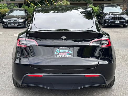 Used 2022 Tesla Model Y Performance AWD/4WD image 11