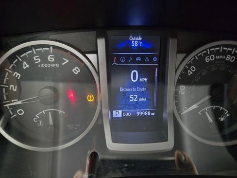 Used 2019 Toyota Tacoma SR5 image 18