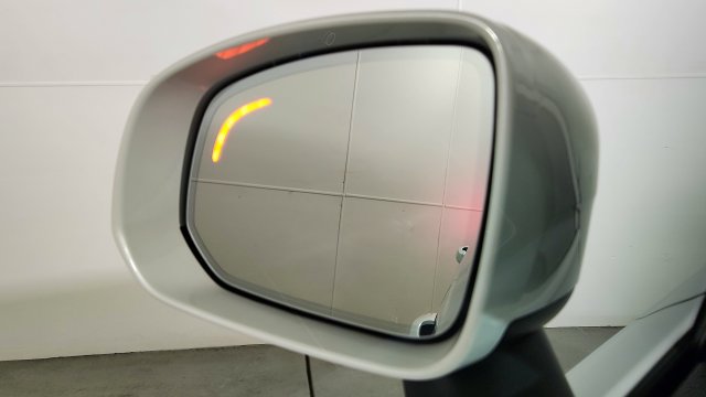 New 2026 Volvo XC90 T8 Plus w/ Protection Package AWD/4WD image 15
