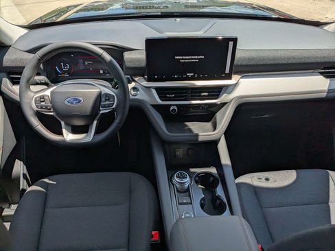 New 2026 Ford Explorer Active RWD image 17