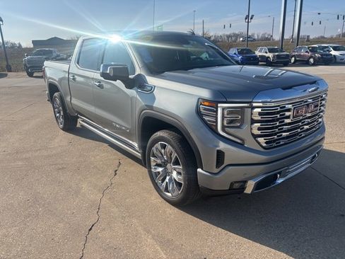 Certified 2025 GMC Sierra 1500 Denali image 19